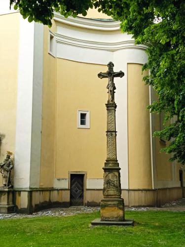 Kriz-u-kostela